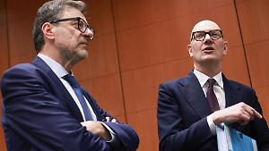 Pericolo stagflazione per l'Europa. Giorgetti: &laquo;Imprese a rischio, no aumenti su tassi di interesse&raquo;
