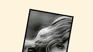 Leila Guerreiro unisce il giornalismo con la letteratura e racconta l&rsquo;Argentina di Videla