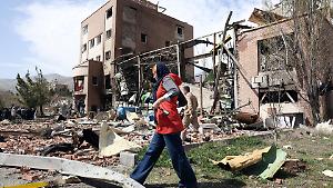 Israele colpisce il sito petrolchimico pi&ugrave; grande del Paese. Il regime: &laquo;Basta o la regione finir&agrave; al buio&raquo;