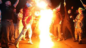 La notte pi&ugrave; lunga di Teheran. I quattro scenari che potrebbero travolgere (o salvare) il Paese