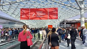 Salone del Mobile, arrivano le prime disdette a causa delle tensioni geopolitiche. Porro: &laquo;Quattro rinunce da Libano, Dubai e India&raquo;