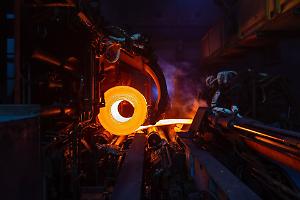 Torna a crescere in Italia la produzione di acciaio (+3%)