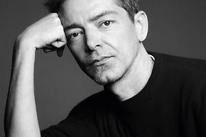 Versace al cambio di direttore creativo: arriva Pieter Mulier