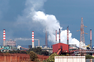 Sull'ex Ilva Urso tergiversa. Closing forse entro aprile. Orsini: va salvata in ogni forma