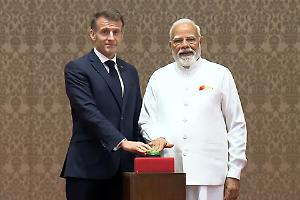 Modi e Macron al Summit di Nuova Delhi: l&rsquo;Ai non deve diventare un affare privato di superpotenze e Big Tech