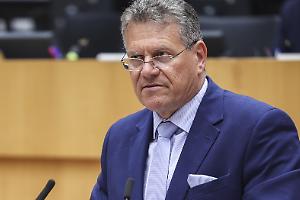 Dazi, l&rsquo;allarme di Sefcovic: &laquo;Stop dell'Ue &egrave; assist agli Usa&raquo;