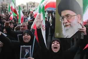 Tra lutto e liberazione. La reazione (divisa) di Teheran Tra lutto e liberazione. La reazione (divisa) di Teheran