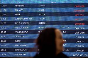 Caos nella logistica e trasporti. Crolla traffico attraverso Hormuz Caos nella logistica e trasporti. Crolla traffico attraverso Hormuz