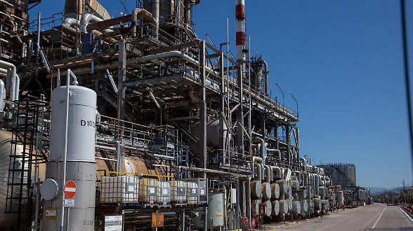 Vendita Api, la Regione caldeggia il golden power