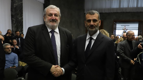 Giunta Puglia, sprint finale per Decaro: &laquo;Ho le idee chiare&raquo;. Verso l'assessorato tecnico per l&rsquo;ex governatore Emiliano