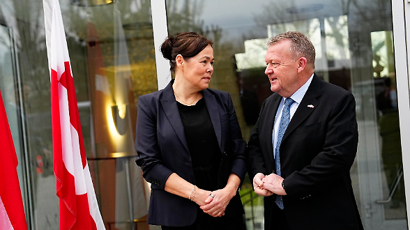 La scomoda e indesiderata centralit&agrave; della Groenlandia