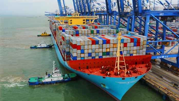 Cina oltre i dazi surplus estero oltre 1200 miliardi crescita del 5,5%