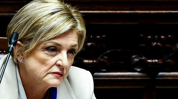 L'app della ministra Calderone fa flop. Solo 30mila gli iscritti