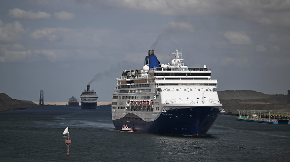Maersk torna a Suez, ripresi i transiti regolari. Ma le tensioni regionali raffreddano i mercati