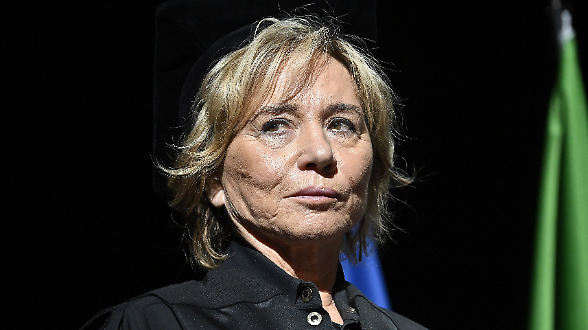 Il crollo di Aeffe, dai fasti della moda al peso dei debiti