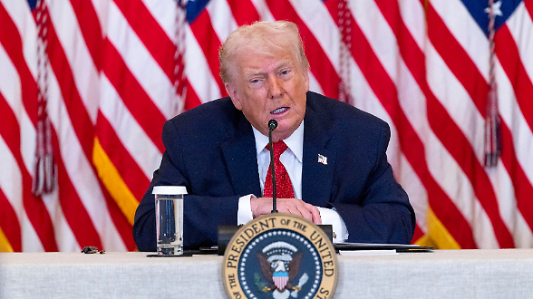 Trump punisce l&rsquo;Europa ma non l&rsquo;Italia. &laquo;Dazi a chi ha inviato soldati in Groenlandia&raquo;