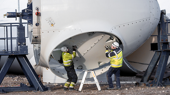 Vestas, tensione a Taranto. Avviato lo sciopero a oltranza contro il trasferimento a Melfi