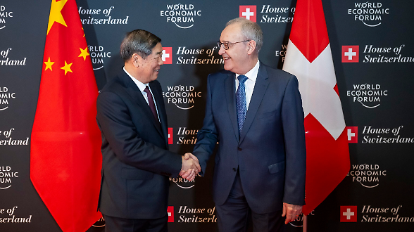 Dalla Cina pi&ugrave; che strette di mano. Vertice segreto con i ceo Usa