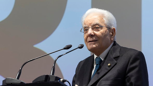 Affrontare le nuove povert&agrave;. Mattarella a Torino invoca responsabilit&agrave; collettiva