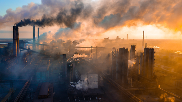 Carbonio, quanto ci costi. Gettito fiscale triplicato nel giro di sei anni. E da gennaio tassati anche i grandi importatori