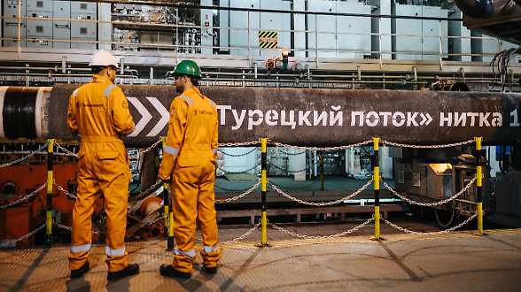 Stop al gas russo: divieti e sanzioni entro la fine del &lsquo;27. Ungheria e Slovacchia faranno ricorso