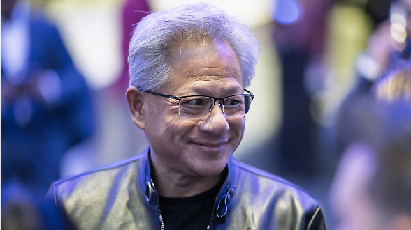 Nvidia fa spallucce ai timori bolla e accelera sul cloud. Investiti altri 2 miliardi di dollari in CoreWeave