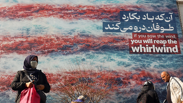 Iran, l&rsquo;armata Usa &egrave; arrivata nel Golfo. La regione rimane alla finestra, Trump monitora: &laquo;Scenario in evoluzione&raquo;