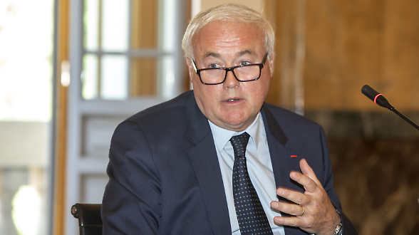 L&rsquo;anno nero di Stm. L'utile crolla dell'89% nel '25