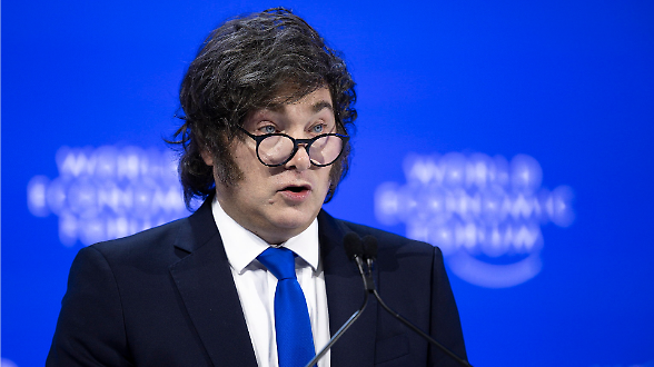 Argentina, con le riforme di Milei arrivano e-commerce e prodotti stranieri. Cresce del 55% l'import di beni nel '25