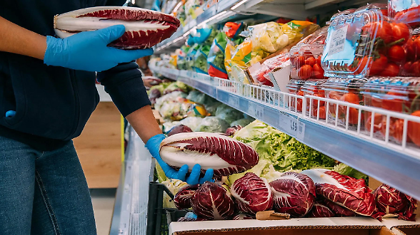 Spesa, la domanda non si &egrave; ridotta ma l&rsquo;inflazione cambia i consumi