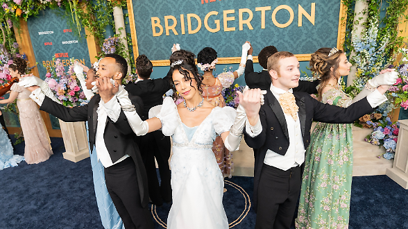 Bridgerton, altro che cancel culture. La diversit&agrave; che ha reso pop il regno&nbsp;di Giorgio III si chiama creativit&agrave;