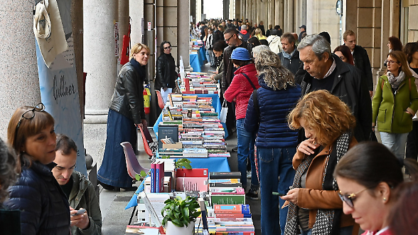 Librerie in crisi, il mercato non basta. Senza una svolta pubblica i quartieri si spengono