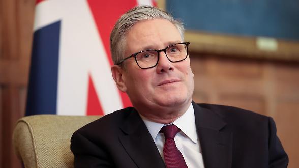 Starmer perde pezzi, ora lascia anche il portavoce. Il Labour scozzese: &laquo;Si dimetta&raquo;