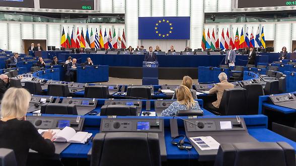 Strasburgo avanza un passo alla volta su euro digitale, Ets e Mercosur