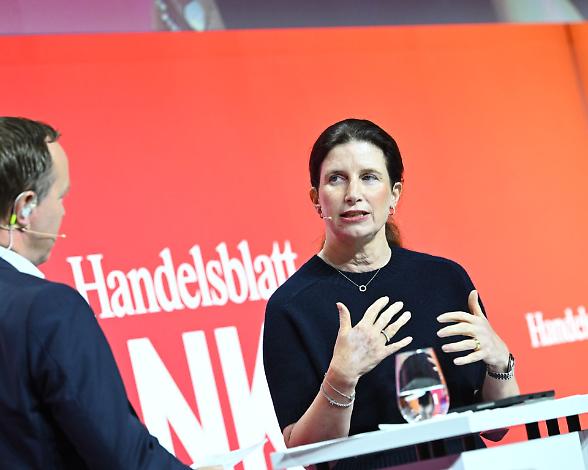 Commerzbank conferma la crescita. Orcel (Unicredit): &laquo;Non forziamo&raquo;