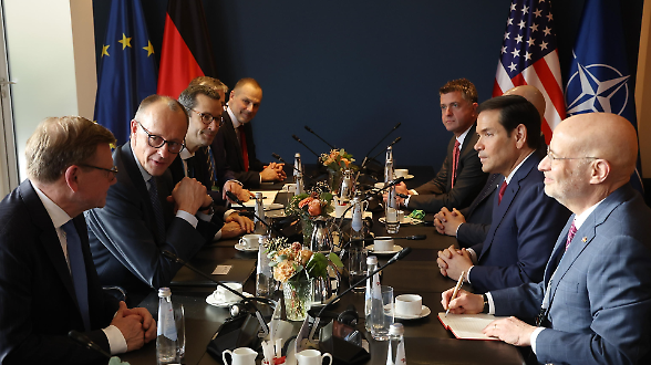 L&rsquo;Europa cerca la sovranit&agrave; a Monaco. Rubio stempera le tensioni con gli Usa e Rutte benedice la &laquo;svolta in difesa&raquo;