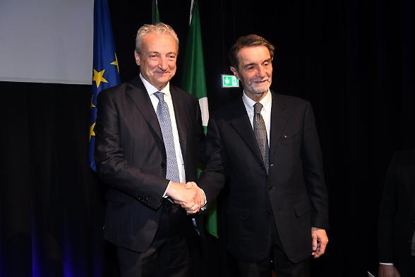 Bollette, la mossa della Lombardia. Energia idro calmierata per le imprese