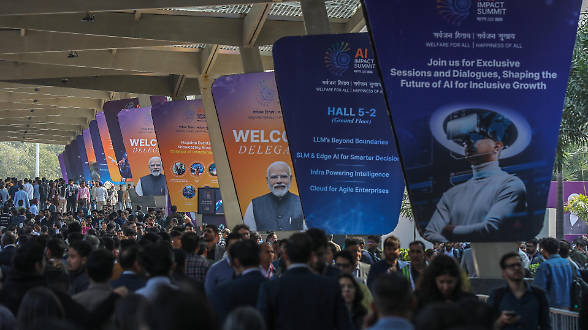 Ai, Nuova Dehli ospita l&rsquo;Impact Summit. Sfida all&rsquo;egemonia di Cina e Stati Uniti