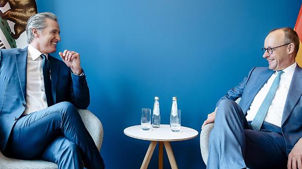 Il cancelliere adotta la linea pragmatica: incontra Newsom e si prepara alla visita in Cina