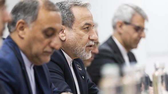 A Ginevra &laquo;si &egrave; aperta una finestra&raquo;. Stati Uniti e Iran lasciano la Svizzera con nuove &laquo;linee guida condivise&raquo;