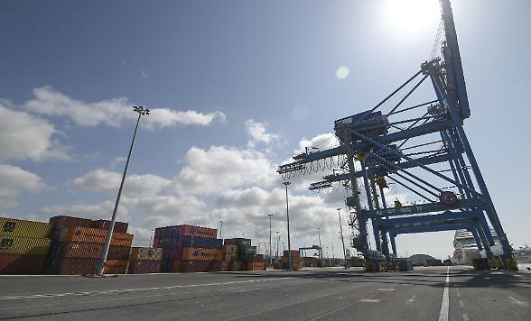 Porti laziali, nel &lsquo;25 i traffici tengono. Civitavecchia in testa