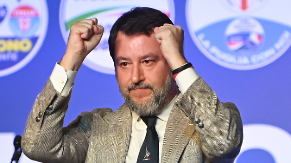 Autonomia, primo via libera tra le scontate polemiche