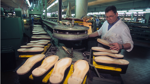 Crisi delle calzature marchigiane, Fermo prova a invertire la rotta con il micro salone Abc Fashion