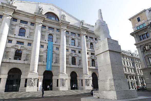 Le Opa avare di Piazza Affari tra delisting, carenza  di contese e offerte ostili