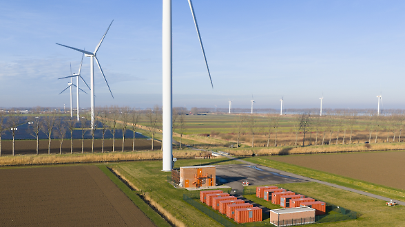 Enel, shopping negli Usa di impianti eolici e solari