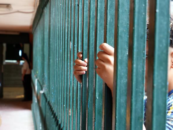 Raccontare il carcere e la vita sconosciuta e indicibile delle detenute alla conquista della parola