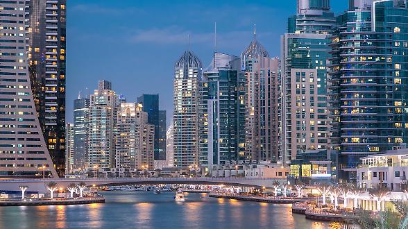 Dubai, solo uno stop. Non esclusa crescita ancor pi&ugrave; sostenuta