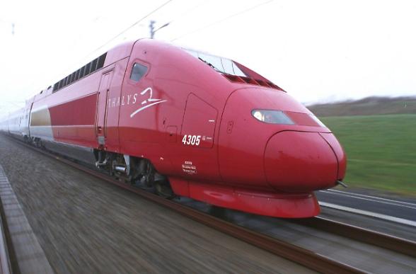 Alta velocit&agrave;, c'&egrave; l'ok al terzo operatore. I francesi di Sncf sui binari italiani dal '27