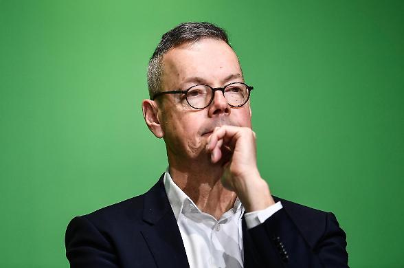 &laquo;Nuovo shock se la guerra dura. Difesa salvagente dell'auto&raquo;