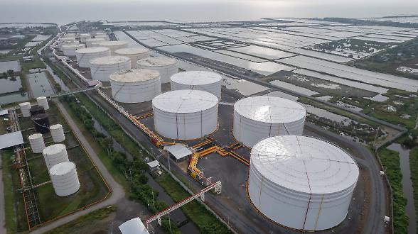 Fumata nera dal G7. Nessuna decisione sul possibile rilascio di riserve petrolifere